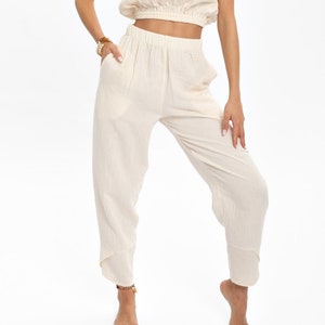 Pantaloni di cotone organico bianco intrecciato a mano - Pantaloni comodi leggeri, Pantaloni da yoga increspati - Pantaloni di cotone sciolti - Pantaloni da donna bianchi - Regalo Spa per lei
