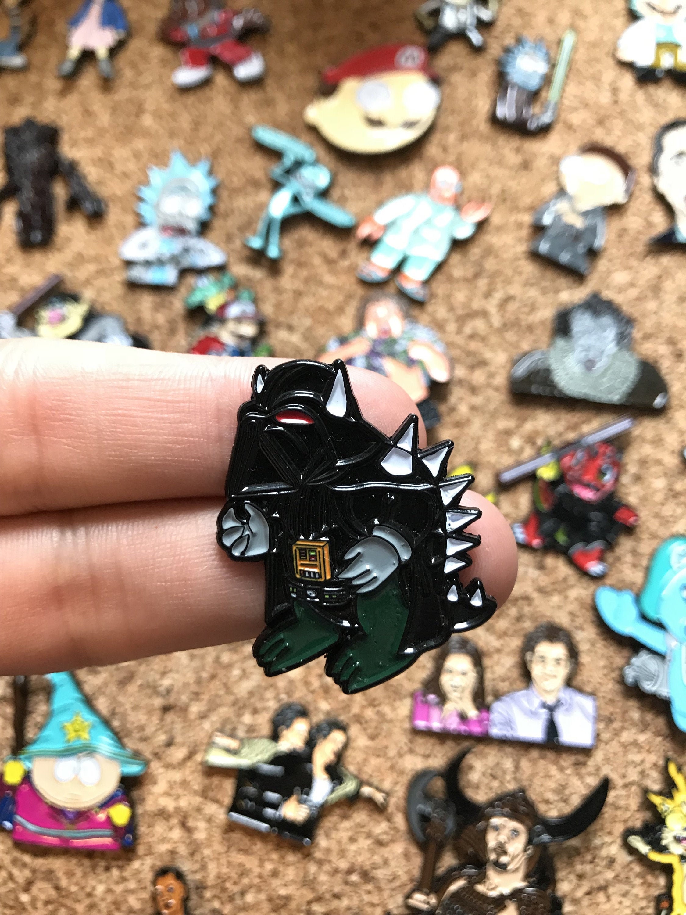 Star Wars Darth Vader Quality Enamel Pin Badge 