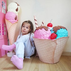 "32"" Riesen Eistüte Eiswaffel Eistüte Eistüte Eistüte Eistüte Eistüte Eistüte echt super Fake Eistüte im Vintage Art Stil."