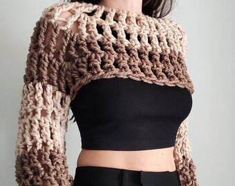 Gros haussement d'épaules surdimensionné tricoté à la main dans un boléro de laine mélangée fait main au crochet marron et beige, tricots pour femmes, haut court épais couche d'hiver en maille