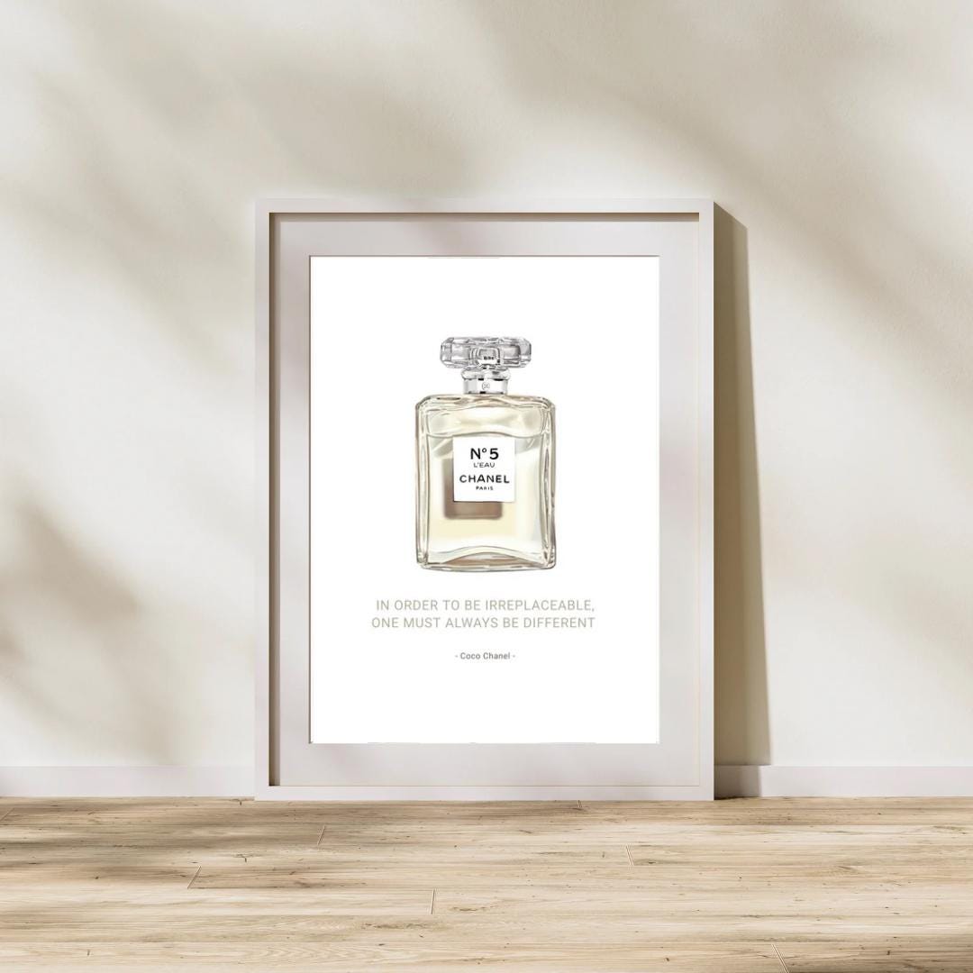Chanel no5 art - Etsy 日本