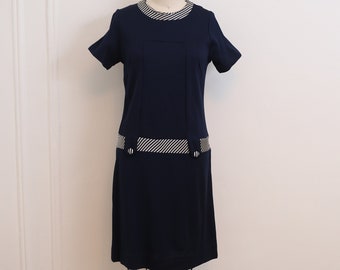 VINTAGE 1970's Navy KNITshort sleeve mini dress with stripe trim