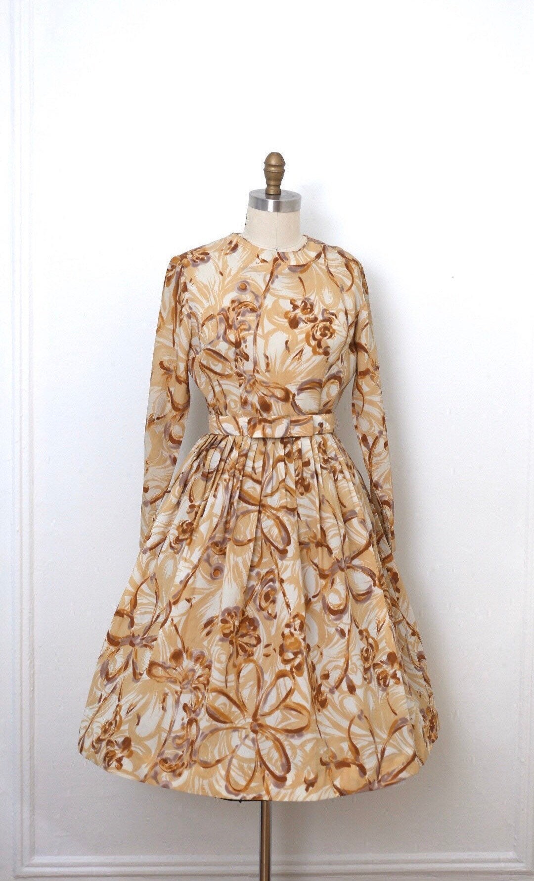 1950 Fit and Flare Floral Dress - Etsy