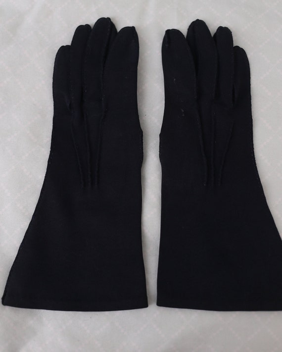VINTAGE LOT of dark gloves - image 5