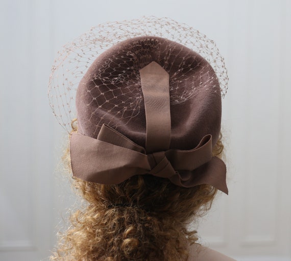 VINTAGE Peachbloom Velour Light brown 1950's Hat … - image 4