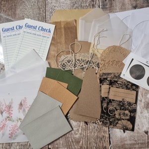 70 piezas de material para diario basura: sobres, bolsas, material efímero y páginas de libros