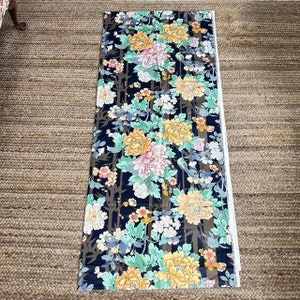 Vintage 1970s Chinoiserie Chintz Fabric - Chinoiserie Chic - Vintage Asian Decor - Preppy Eclectic Decor - Grandmillenial Style