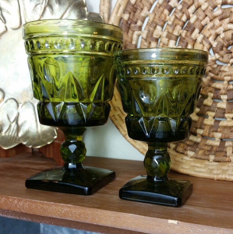 Vintage Green Glass Goblet Wine Water Square Base Set Of 4 Etsy
