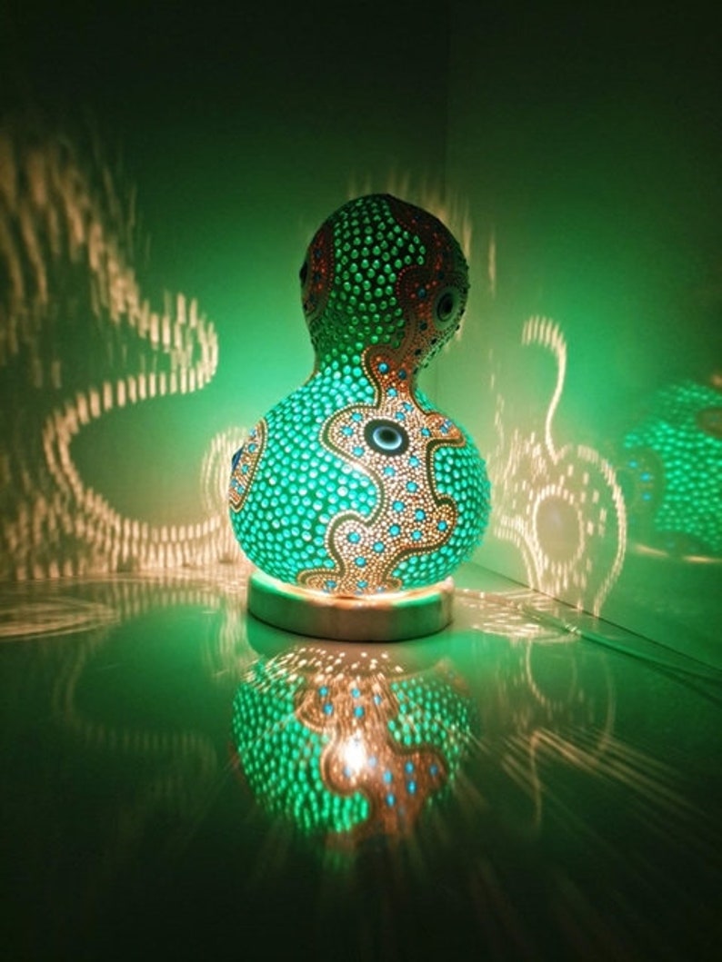 Green Gourd Lamp