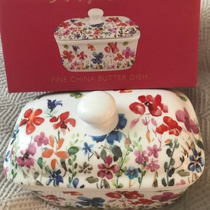 Leonardo Collection Flowers & Butterflies Design, Fine China Butter Dish with Gift Box.