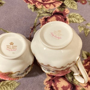 Enchanting Vintage Royal Albert Lady Carlyle Malvern Shape Jug & Open Sugar Bowl, English Bone China. image 9