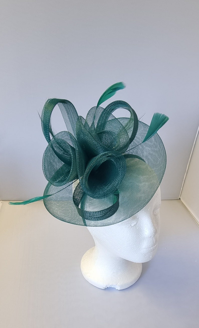 New Emerald Green Colour Fascinator Hatinator with Band & Clip Weddings Races, Ascot, Kentucky Derby, Melbourne Cup Small Size image 2