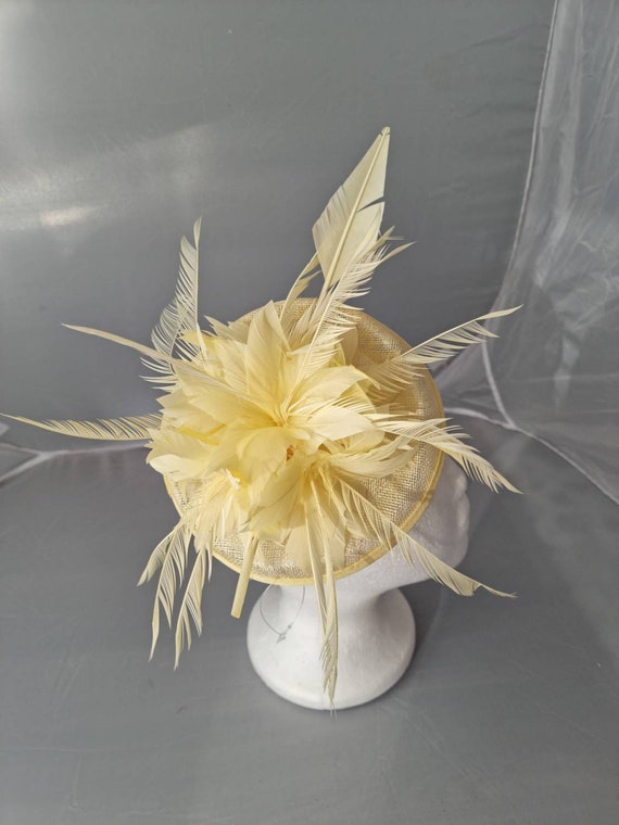 New Light Yellow Fascinator Hatinator 