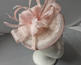 New Pale Pink ,Baby Pink, Light Pink Fascinator Hatinator with Band & Clip Weddings Races, Ascot, Kentucky Derby, Melbourne Cup