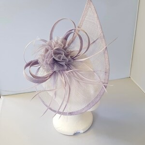 Neuer fliederfarbener Fascinator Hatinator mit Band und Clip in weiteren Farben, Hochzeiten, Rennen, Ascot, Kentucky Derby, Melbourne Cup Bild 5