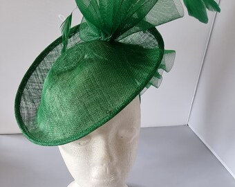 New Green Round Fascinator Hatinator with Band & Clip Weddings Races, Ascot, Kentucky Derby, Melbourne Cup