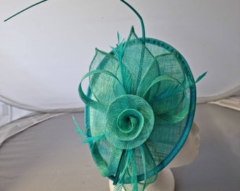 New Turquoise Fascinator Hatinator with Band & Clip Weddings Races, Ascot, Kentucky Derby, Melbourne Cup