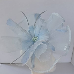 New Pale Blue, Baby Blue Colour Fascinator Hatinator with Band & Clip Weddings Races, Ascot, Kentucky Derby, Melbourne Cup