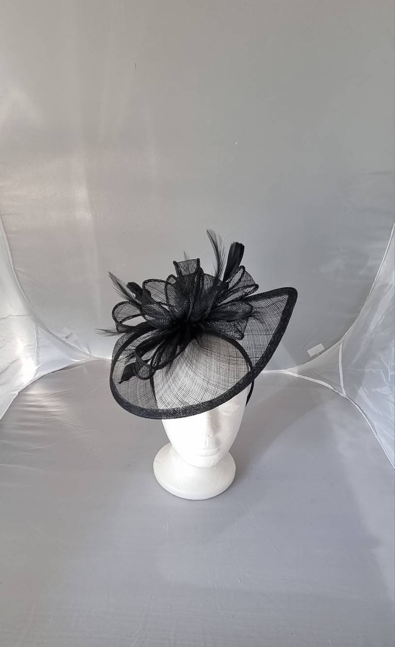 Hatinator - Black main image 1