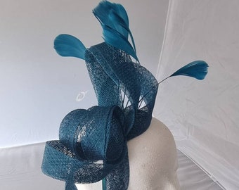 Bibis Hatinator bleu sarcelle avec serre-tête Mariages Races, Ascot, Kentucky Derby, Melbourne Cup - Petite taille