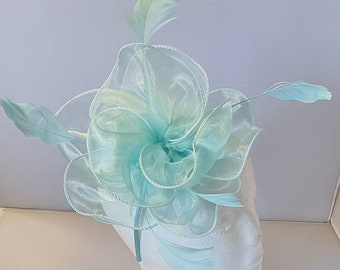 New Aqua Colour Fascinator Hatinator with Clip HeadBand Weddings Races, Ascot, Kentucky Derby, Melbourne Cup