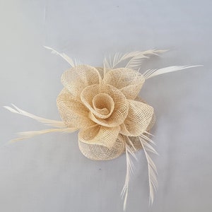 New Beige Colour Flower Hatinator with Clip Weddings Races, Ascot, Kentucky Derby, Melbourne Cup - Small Size