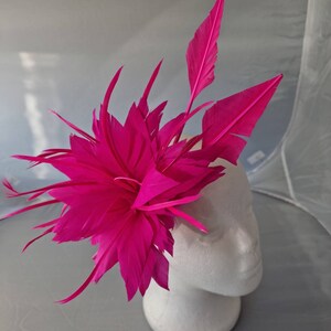 New Hot Pink Fascinator Hatinator with Band & Clip With More Colors Weddings Races, Ascot, Kentucky Derby, Melbourne Cup zdjęcie 2