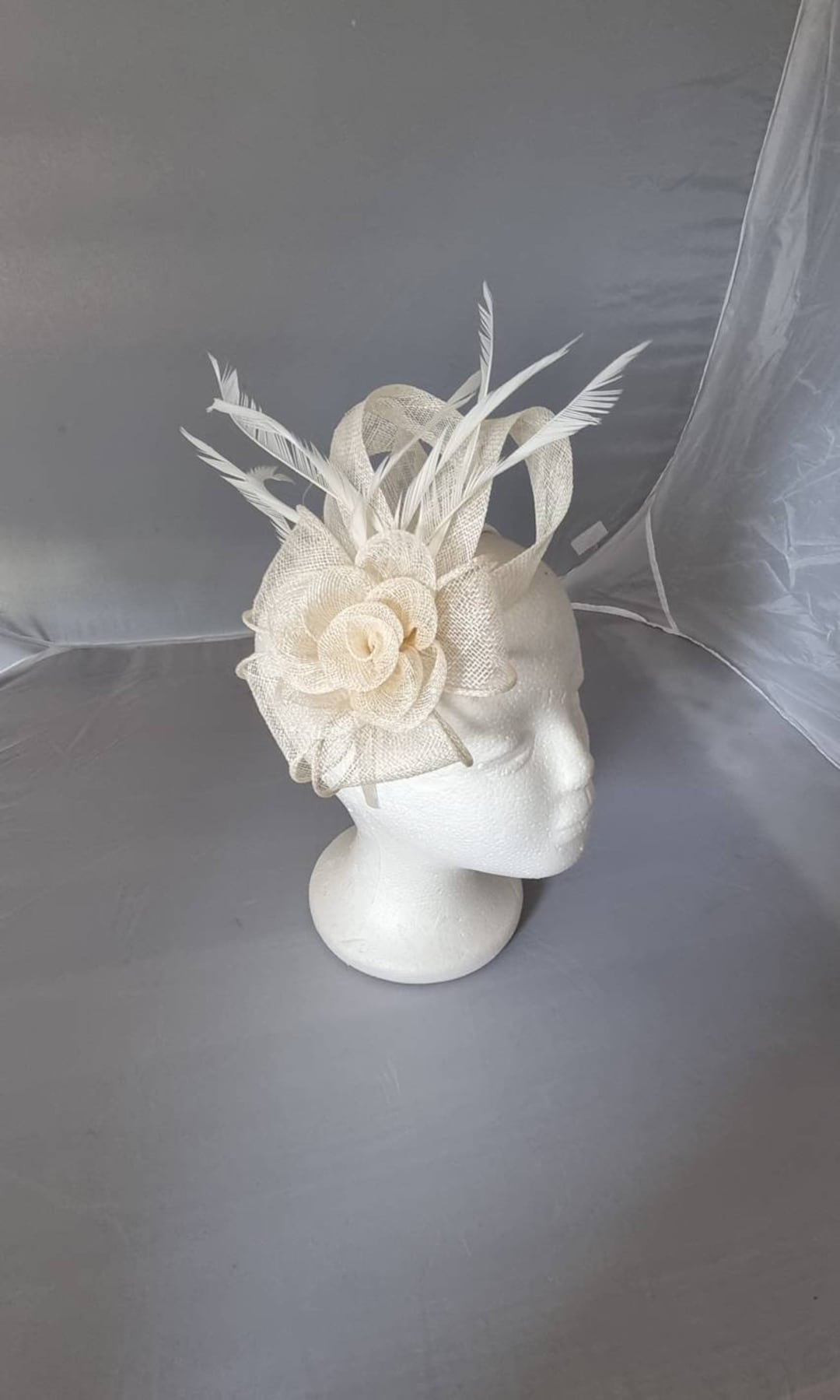 New Cream Colour Fascinator Hatinator With Band & Clip Weddings Races