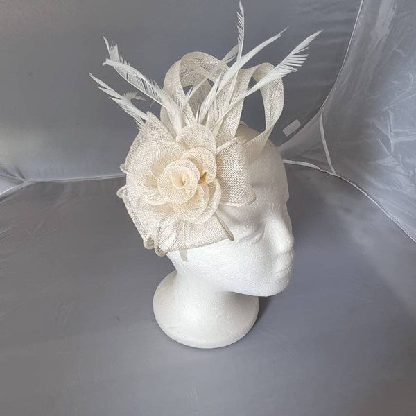 New Cream Colour Fascinator Hatinator with Band & Clip Weddings Races, Ascot, Kentucky Derby, Melbourne Cup - Small Size