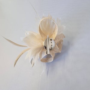 New Beige Colour Flower Hatinator with Clip Weddings Races, Ascot, Kentucky Derby, Melbourne Cup Small Size image 3