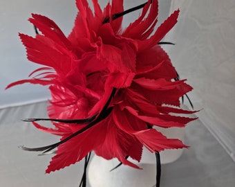 New Red Colour With Black Feather Round Fascinator Hatinator with Band & Clip Weddings Races, Ascot, Kentucky Derby, Melbourne Cup