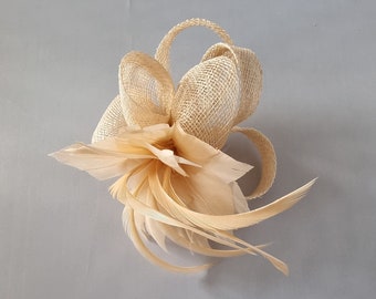 New Beige Colour Flower Hatinator with Clip Weddings Races, Ascot, Kentucky Derby, Melbourne Cup - Small Size