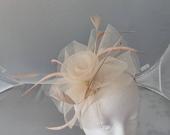 Nuovo colore beige Fascinator Hatinator con fascia per matrimoni Gare, Ascot, Kentucky Derby, Melbourne Cup - Taglia piccola