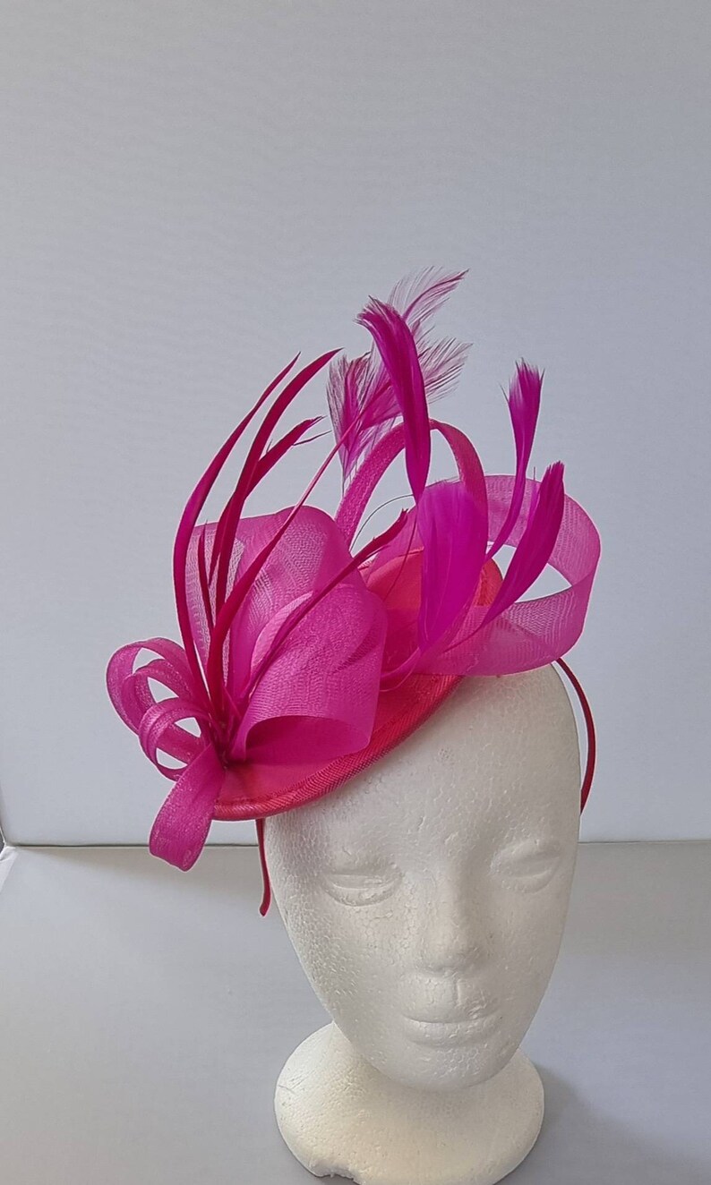 Nouveau fascinateur Hatinator fuchsia avec serre-tête Mariages Races, Ascot, Kentucky Derby, Melbourne Cup Petite taille image 3