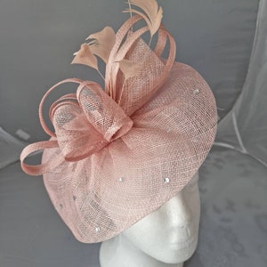 New Light Baby Pink Fascinator Hatinator with Band & Clip Weddings Races, Ascot, Kentucky Derby, Melbourne Cup