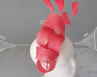 New Coral Pink Colour Fascinator Hatinator with HeadBand Weddings Races, Ascot, Kentucky Derby, Melbourne Cup - Small Size