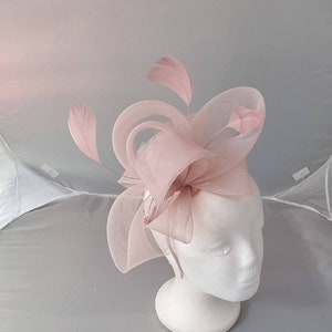 New Pale Pink,Blush Pink Colour Fascinator Hatinator with Band & Clip Weddings Races, Ascot, Kentucky Derby, Melbourne Cup - Small Size