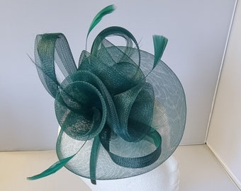 New Emerald Green Colour Fascinator Hatinator with Band & Clip Weddings Races, Ascot, Kentucky Derby, Melbourne Cup - Small Size