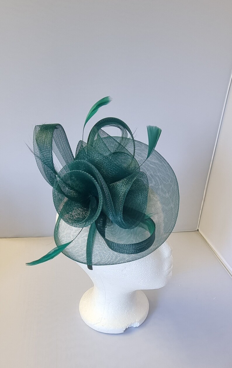 New Emerald Green Colour Fascinator Hatinator with Band & Clip Weddings Races, Ascot, Kentucky Derby, Melbourne Cup Small Size image 1