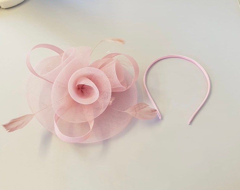 Nouveau fascinator hatinator rose pâle, rose clair avec bracelet et clip pour mariages, courses, Ascot, Kentucky Derby, Melbourne Cup Petite taille image 5