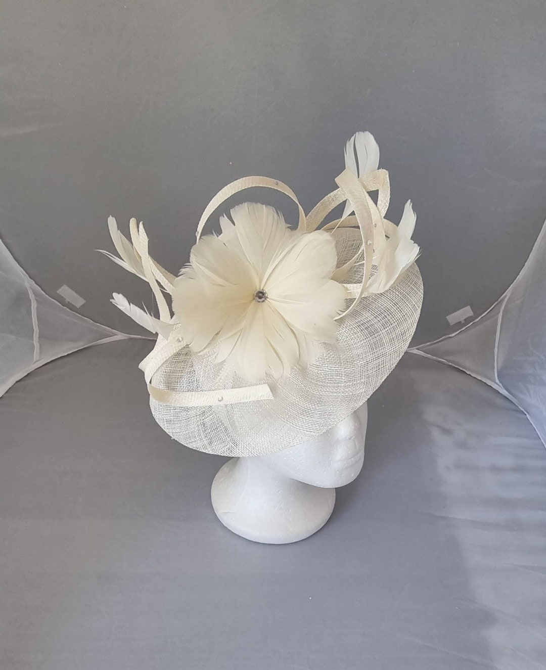 New Cream Fascinator Hatinator With Band & Clip With More Colors Weddings Races, Ascot, Kentucky