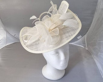 New Cream Colour Fascinator Hatinator with Band & Clip Weddings Races, Ascot, Kentucky Derby, Melbourne Cup
