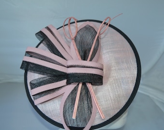 New Light Pink and Black Round Fascinator Hatinator with Band & Clip Weddings Races, Ascot, Kentucky Derby, Melbourne Cup