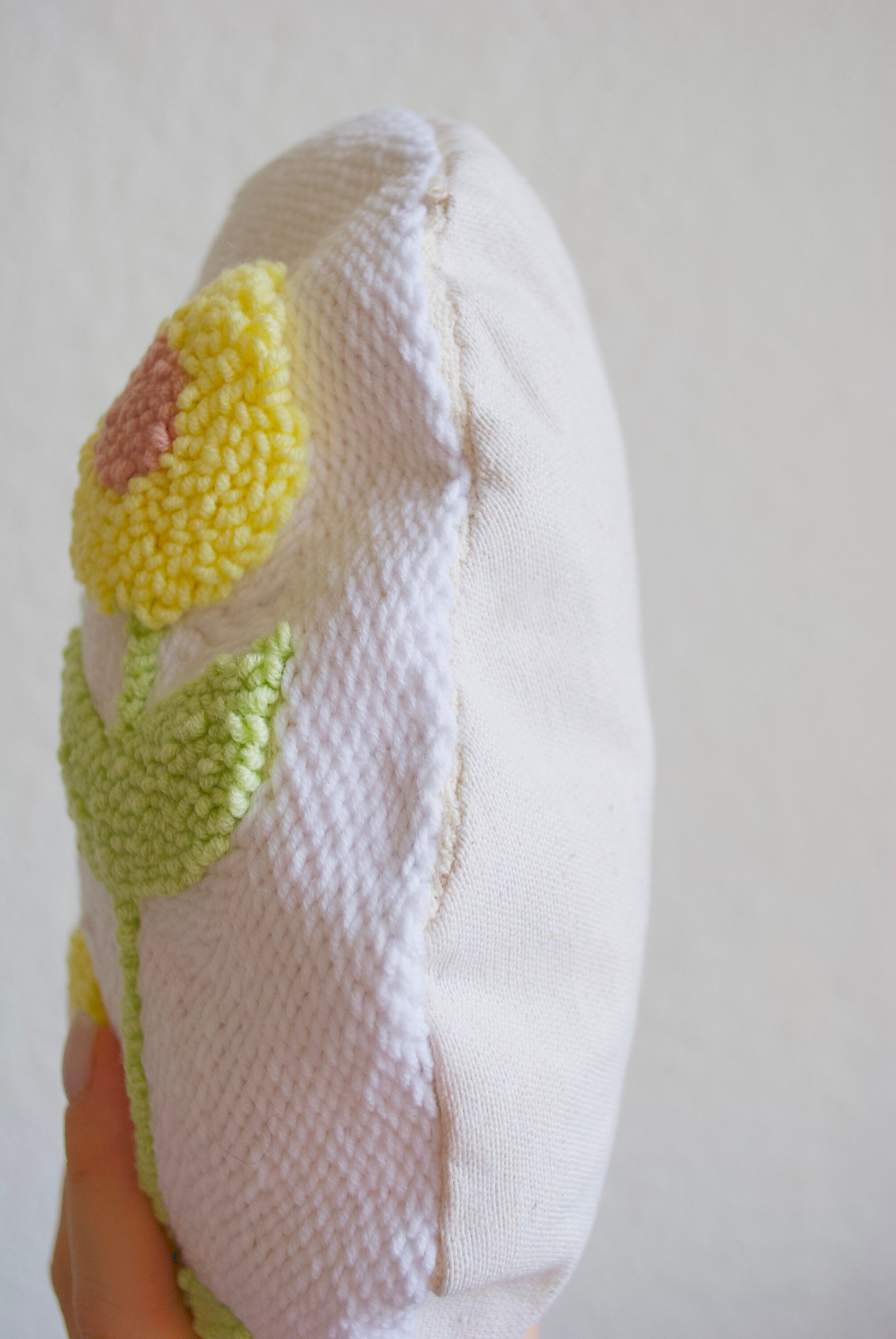 Punch Needle Floral Pillow Case / Abstract Embroidery Pillow / Etsy UK