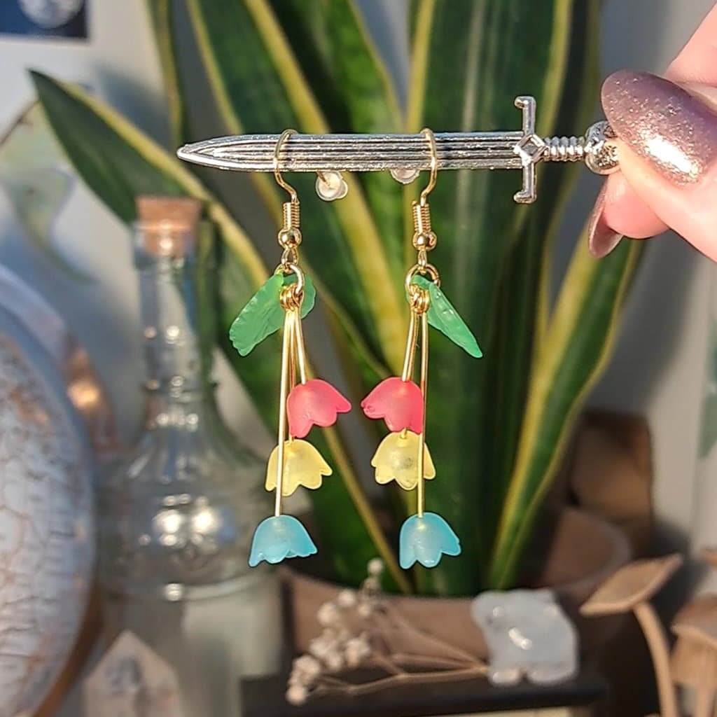 アクセサリー P.A.M. MULTI COLOUR GESTURES EARRING Multi-color Gemstone Hoop Chandelier Earrings in Mixed