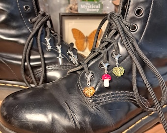 Set of 6 Fairycore Shoe Lace Charms. Gold or Silver. Clip on shoe accessories. Boot decorations. whimsigoth cottagecore fairygrunge witchy