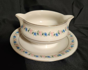 Theodore Haviland PEMBERTON Gravy Boat with Attached Under Plate Made in USA