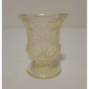 Vintage Daisy and Button Toothpick Holder By L. E. Smith Glass Clear  EAPG