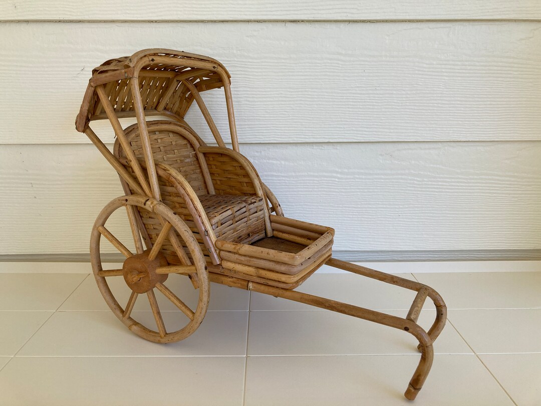 Vintage Bamboo Rattan Rickshaw Plant Stand / Rattan Object D'art - Etsy