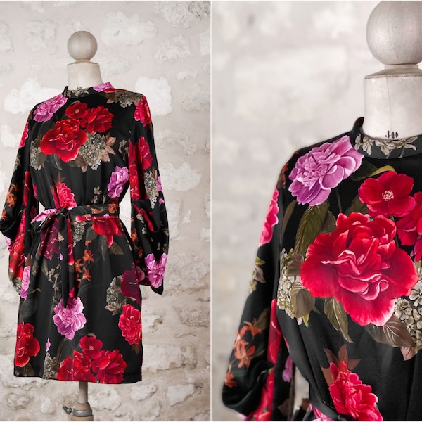 Robe courte à nœud / robe noire fleurs / petite robe chic